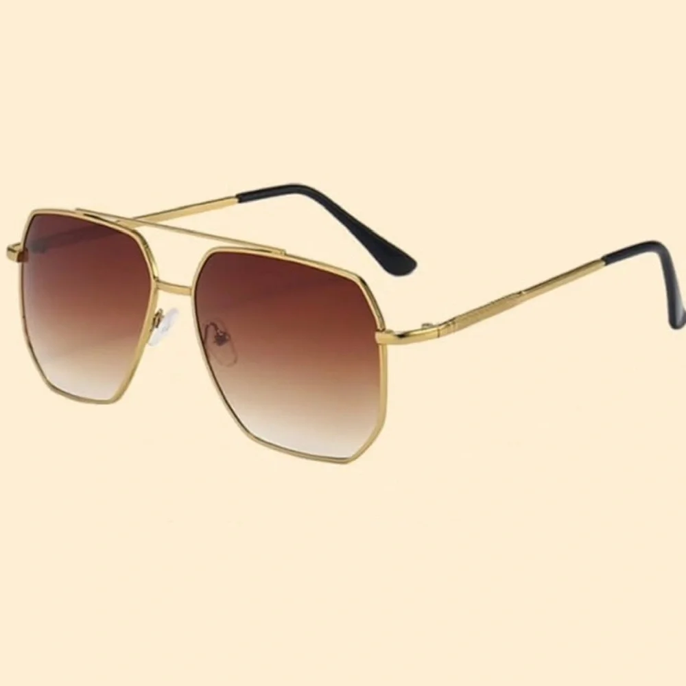 💞 New Stylish Gold Aviator Sunglasses with Brown Gradient Lenses